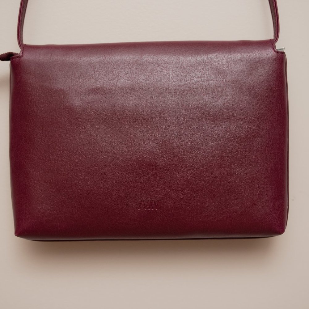 Maroon Matt & Nat Bag - Picture 5 of 11
